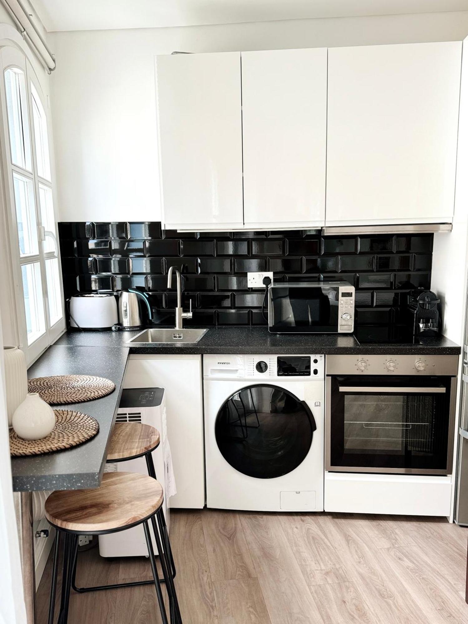 Fabulous City Centre Apartment - Grand Central House غيبرالتار المظهر الخارجي الصورة