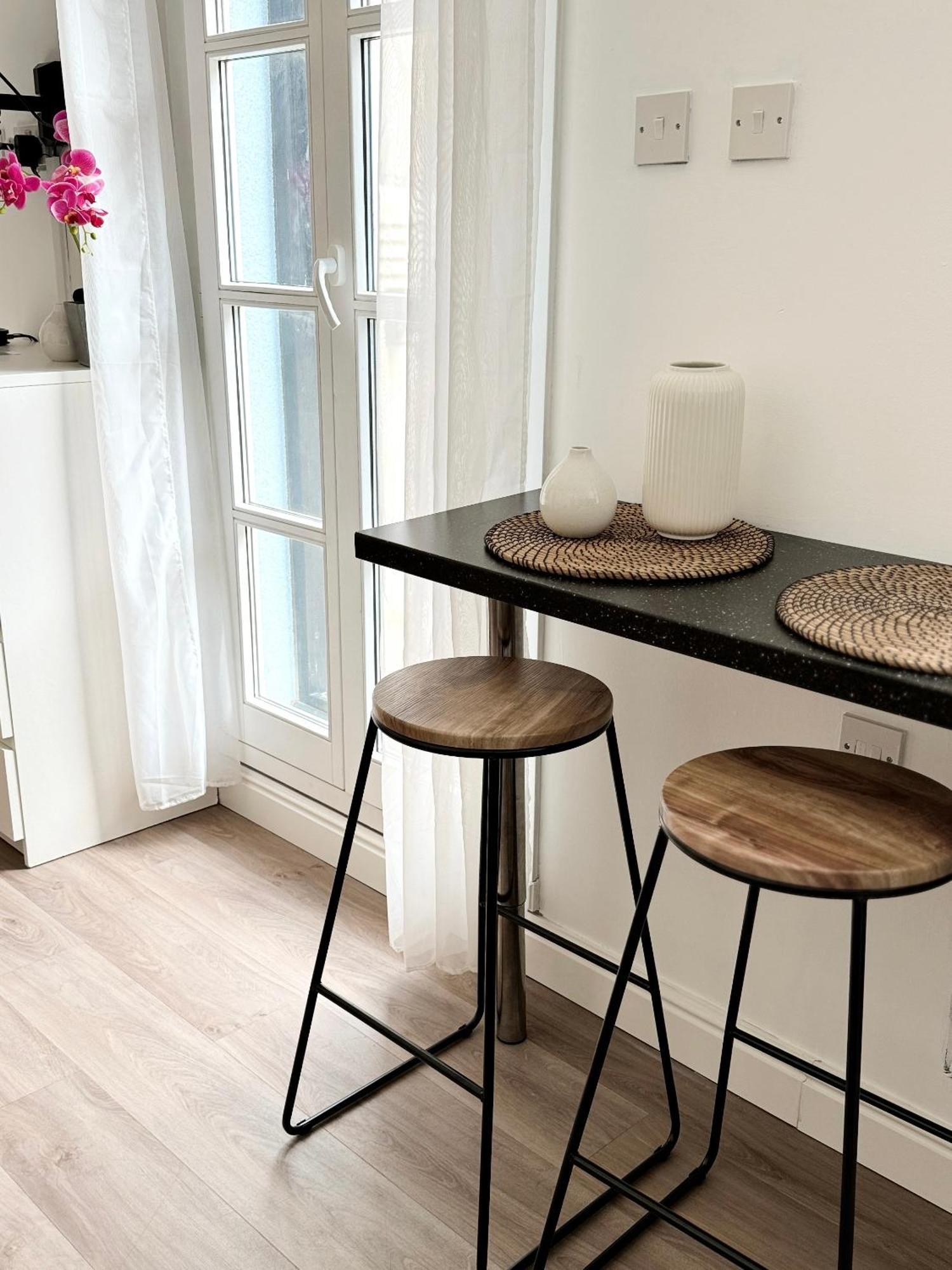 Fabulous City Centre Apartment - Grand Central House غيبرالتار المظهر الخارجي الصورة