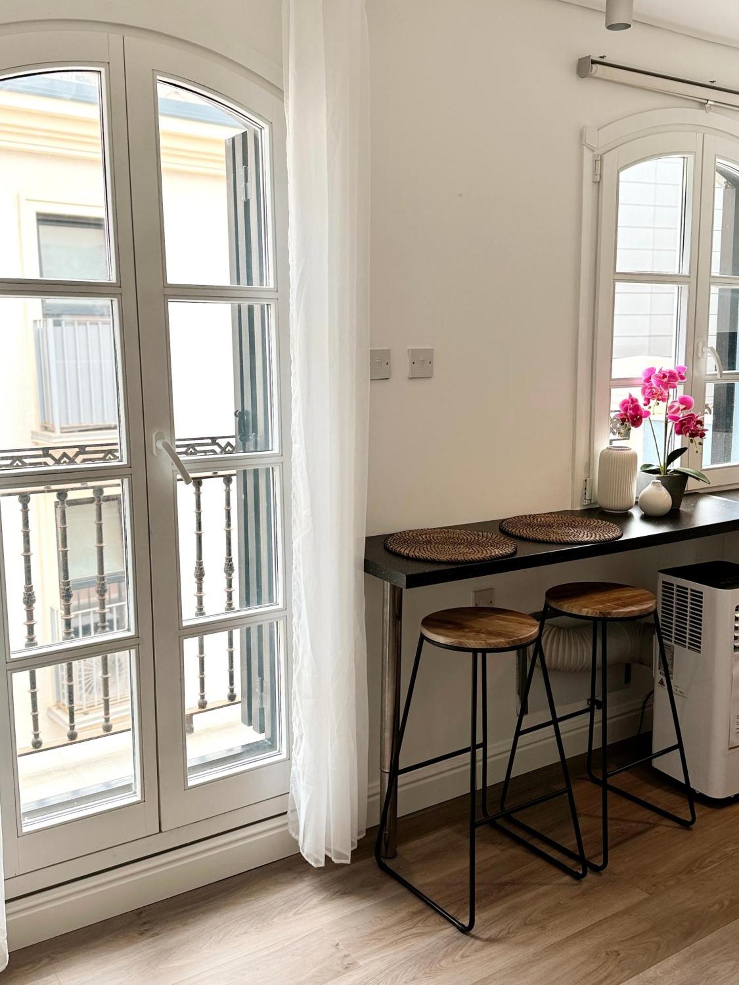 Fabulous City Centre Apartment - Grand Central House غيبرالتار المظهر الخارجي الصورة